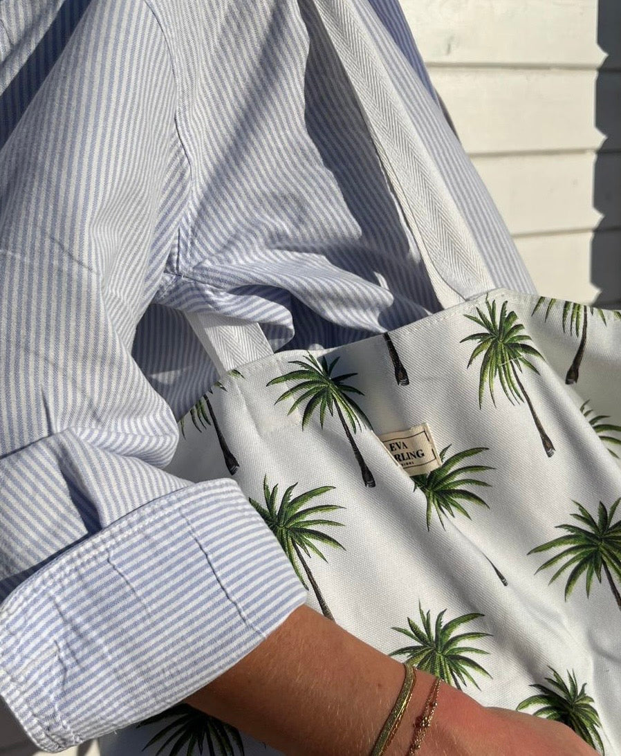 Boulevard Palms Tote Bag